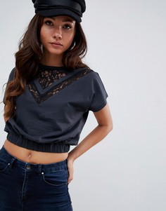 Серая выбеленная футболка с эластичным краем и кружевной вставкой ASOS DESIGN - Серый