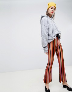 Трикотажные расклешенные брюки в полоску ASOS DESIGN - Мульти
