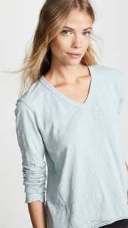 Wilt Shrunken V Neck Mock Hem Tee