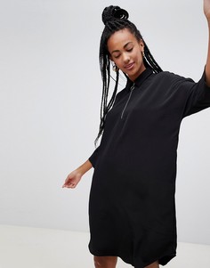 Черное oversize-платье мини с молнией на воротнике Monki - Черный