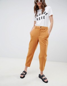 Суженные книзу фактурные брюки ASOS DESIGN - Коричневый