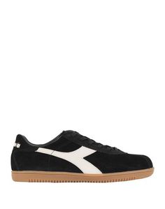 Низкие кеды и кроссовки Diadora