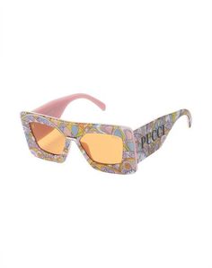 Солнечные очки Emilio Pucci