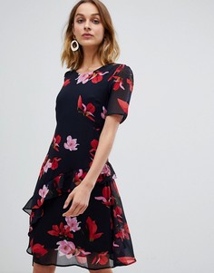 Короткое приталенное платье с цветочным принтом и оборками Vero Moda - Мульти
