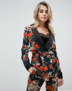 Блейзер с цветочным принтом и контрастными лацканами PrettyLittleThing - Синий