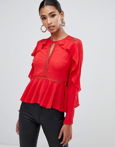 Красная блузка с оборкой и кружевом Missguided - Красный