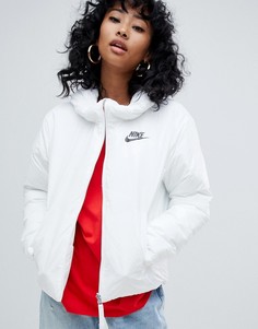 Белая дутая куртка с маленьким логотипом Nike - Белый