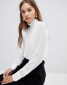 Блузка с высоким воротником Glamorous - Белый
