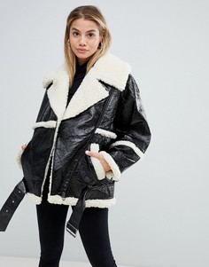 Пальто из искусственной овчины Monki - Черный