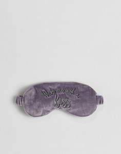 Маска для сна с надписью wake me with a kiss ASOS DESIGN - Серый