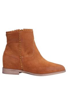 Полусапоги и высокие ботинки Divine Follie