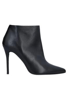 Полусапоги и высокие ботинки Stuart Weitzman