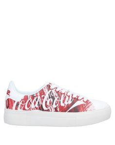 Низкие кеды и кроссовки Desigual
