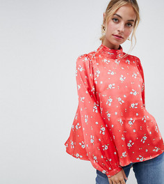 Атласная блузка с цветочным принтом и открытой спиной ASOS DESIGN Petite - Мульти