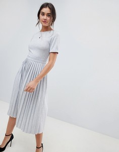 Платье миди с плиссированной юбкой ASOS DESIGN - Серый