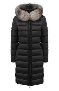 Пуховик с поясом и меховой отделкой капюшона Moncler