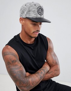 Черная бейсболка с резиновой накладкой ASOS DESIGN - Черный