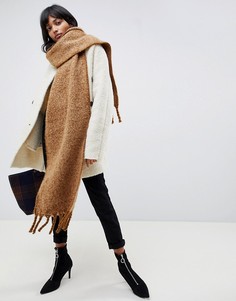 Двухцветный длинный пушистый шарф с бахромой ASOS DESIGN - Коричневый