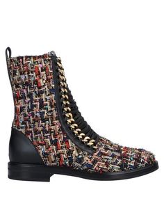 Полусапоги и высокие ботинки Casadei