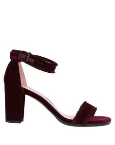 Сандалии Stuart Weitzman