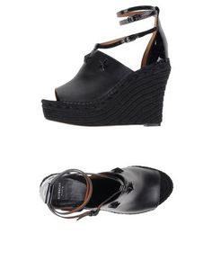 Сандалии Givenchy
