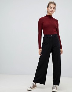 Широкие брюки с завышенной талией и карманами спереди bershka - Черный