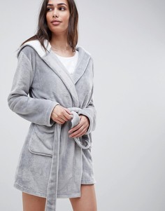 Мягкий флисовый халат на контрастной подкладке ASOS DESIGN - Серый