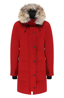 Приталенный пуховик с меховой отделкой капюшона Canada Goose