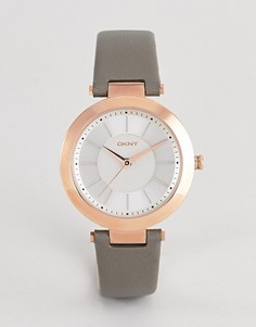 Часы с белым циферблатом и серым кожаным ремешком DKNY NY2296 - Серый