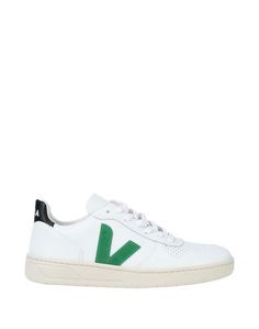 Низкие кеды и кроссовки Veja