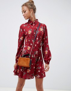 Короткое приталенное платье-рубашка с цветочным принтом Influence - Красный