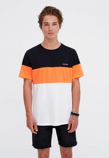 Футболка Pull&Bear
