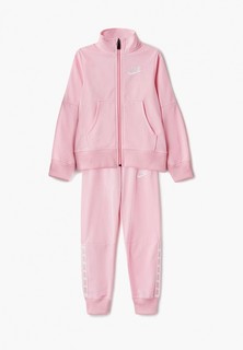 Костюм спортивный Nike