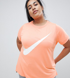Оранжевая удлиненная футболка с большим логотипом-галочкой Nike Plus - Оранжевый