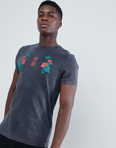 Футболка с принтом и эффектом кислотной стирки ASOS DESIGN - Черный