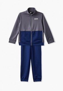 Костюм спортивный Nike