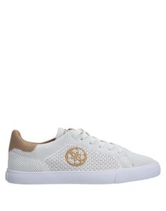 Низкие кеды и кроссовки Guess