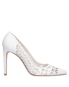 Туфли Stuart Weitzman