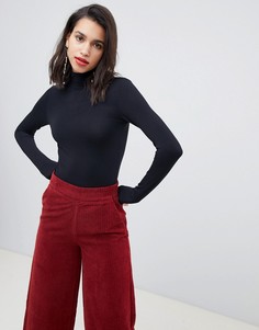 Трикотажный топ с высоким воротом Stradivarius - Черный
