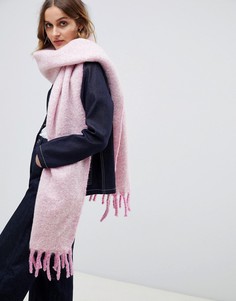 Двухцветный длинный пушистый шарф с кисточками ASOS DESIGN - Розовый