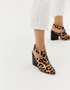 Кожаные туфли на каблуке с леопардовым принтом ASOS DESIGN - Мульти