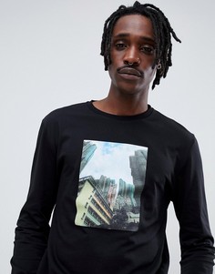 Свободный лонгслив с принтом ASOS DESIGN - Черный