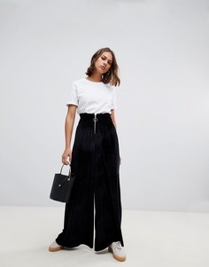 Бархатные брюки с широкими штанинами и сборками ASOS DESIGN - Черный