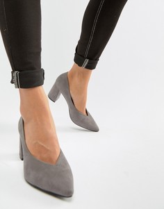 Серые туфли на блочном каблуке с заостренным носком Glamorous - Серый