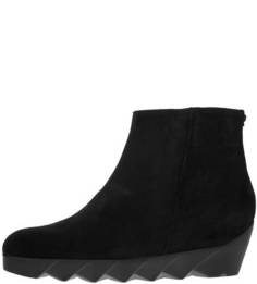 Замшевые ботильоны черного цвета Högl