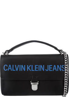 Маленькая черная сумка с откидным клапаном Calvin Klein Jeans