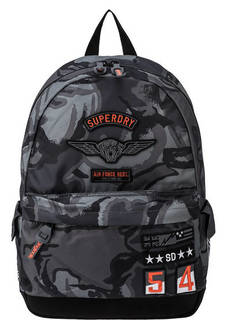 Рюкзак с камуфляжным принтом Superdry