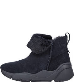 Утепленные полусапоги из натуральной замши Fashletics by Tamaris