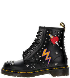 Черные кожаные ботинки с вышивкой и металлическим декором Dr. Martens