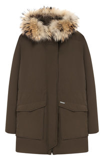 Парка с меховой отделкой на капюшоне Woolrich